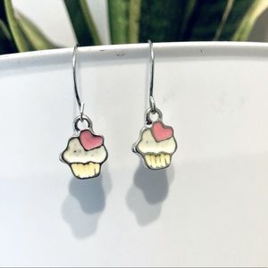 🎁 FREE with purchase or bundle 5/$10